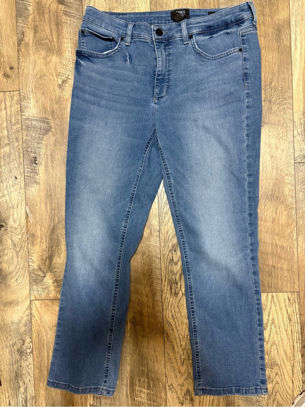 Jones New York Women's Light Blue Straight Leg Jeans